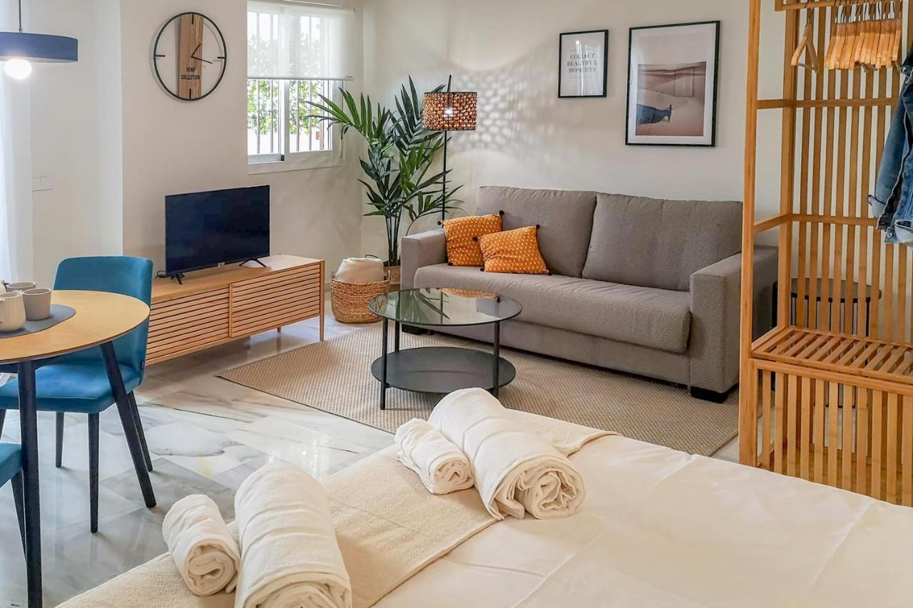 Teatro Suites Malaga Playa Exteriör bild