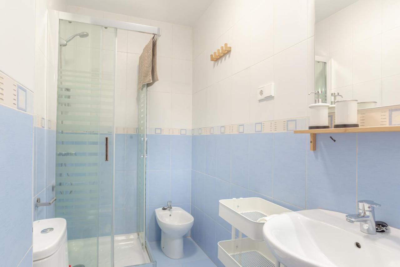Teatro Suites Malaga Playa Exteriör bild